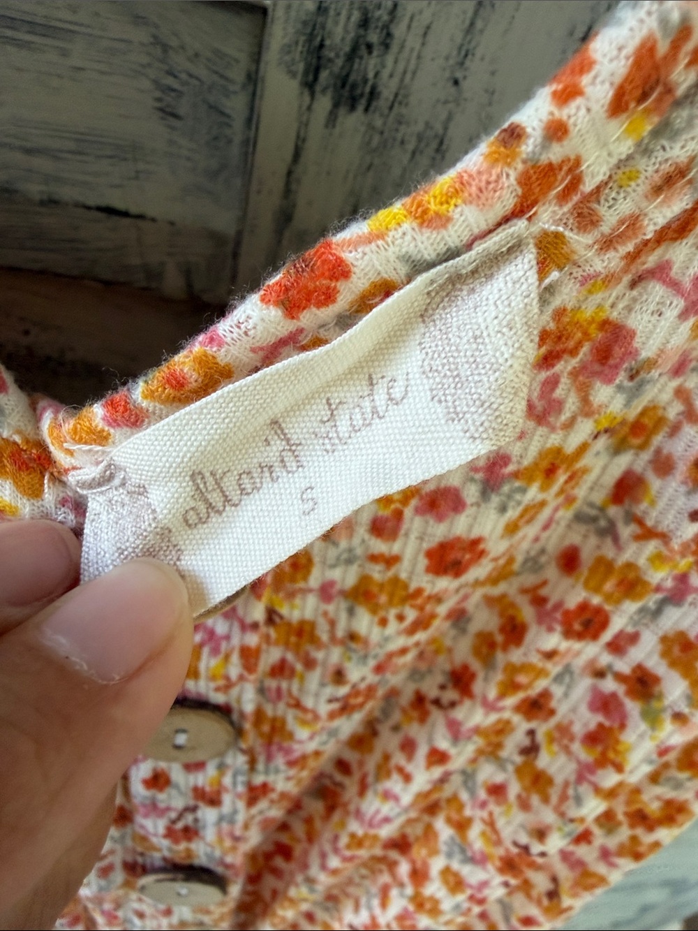 Altar'd State ditsy floral romper Size Small - Picture 3 of 7